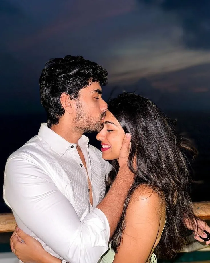 aesthetic couple pic