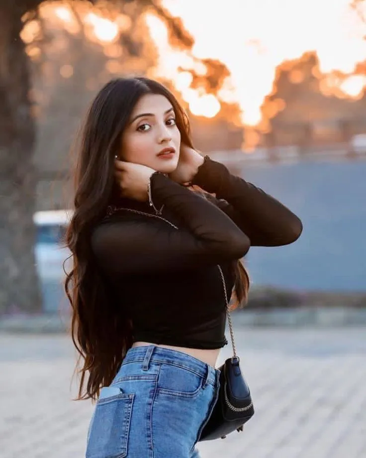 attitude girl pic for dp attitude girl pic for dp