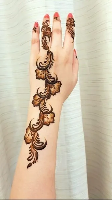 back hand mehndi design simple and easy