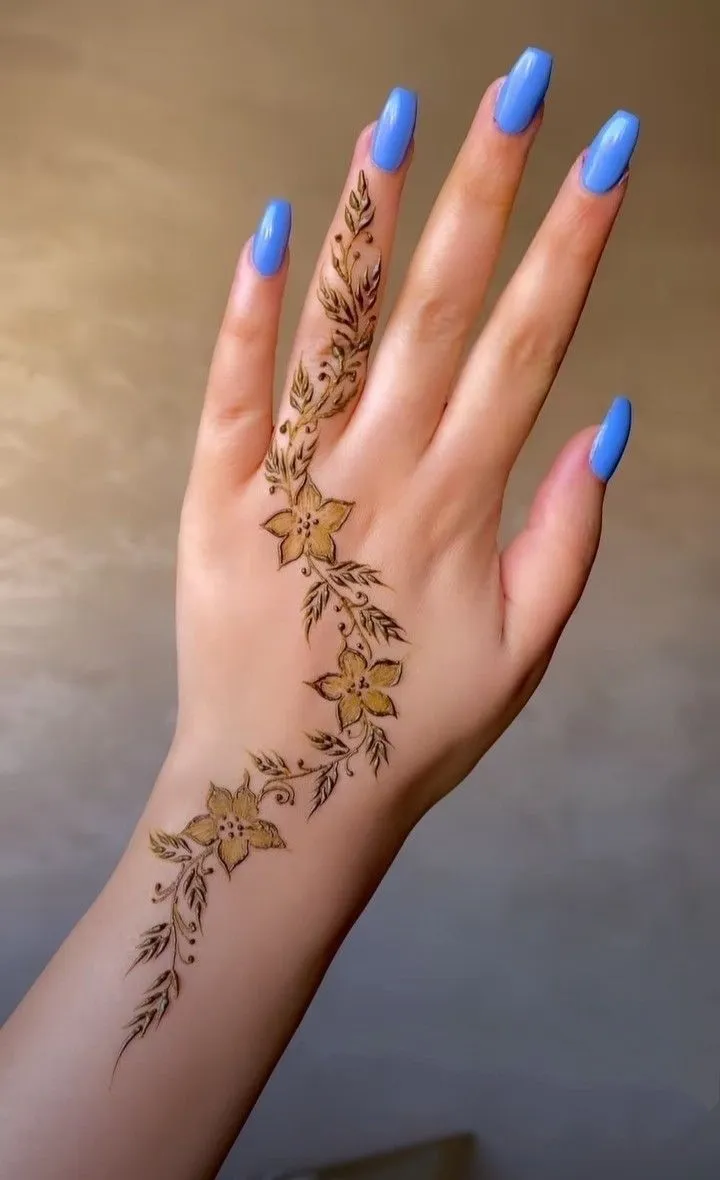back hand simple mehndi designs