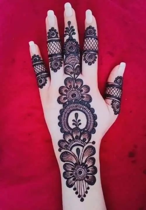 basic mehndi design photo