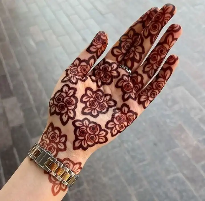 beautiful front hand mehndi design images
