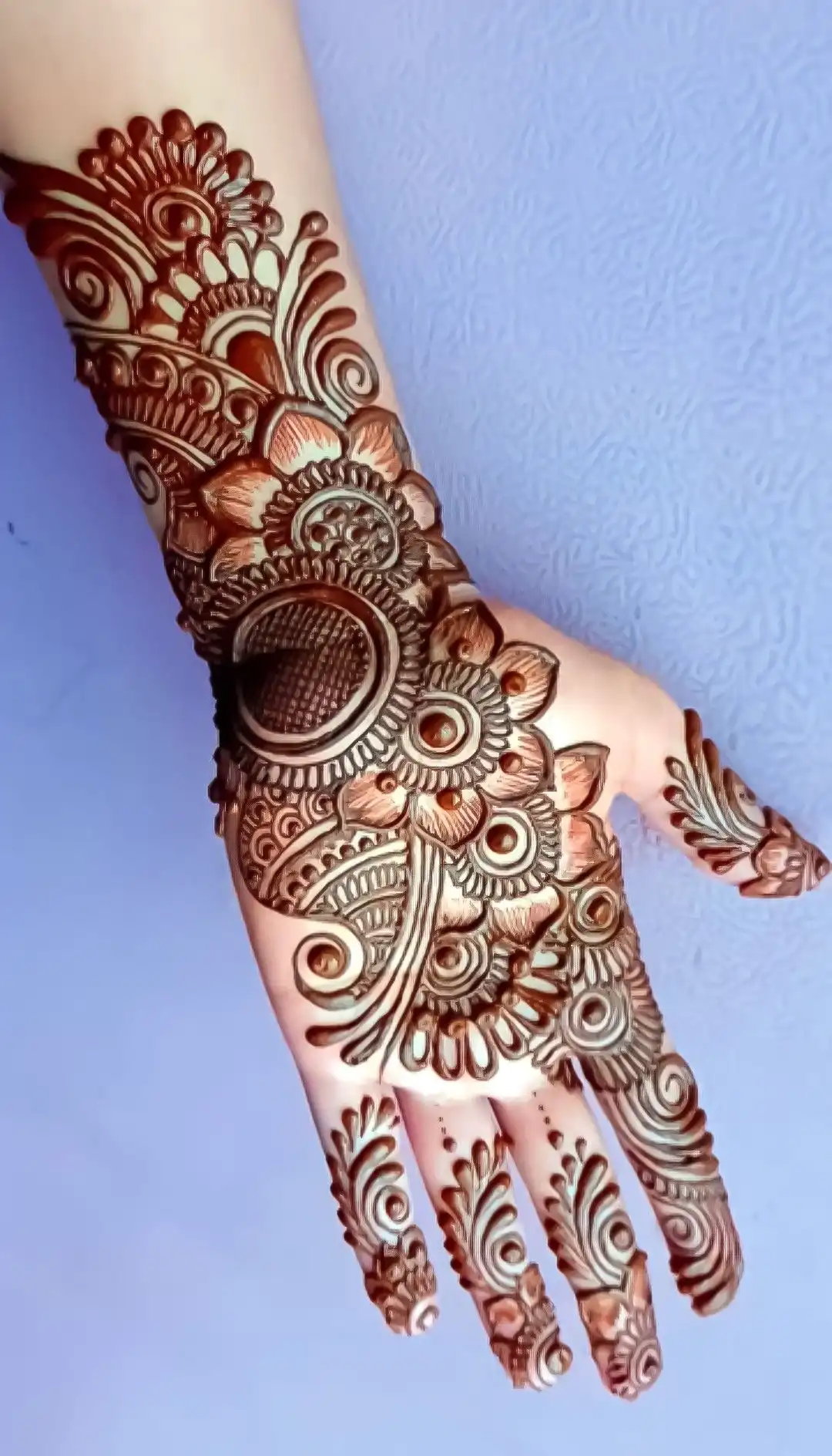 beautiful front hand mehndi design pictures