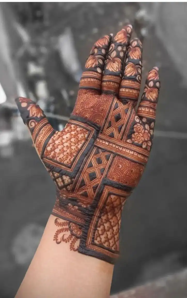 beautiful front hand mehndi designs photo
