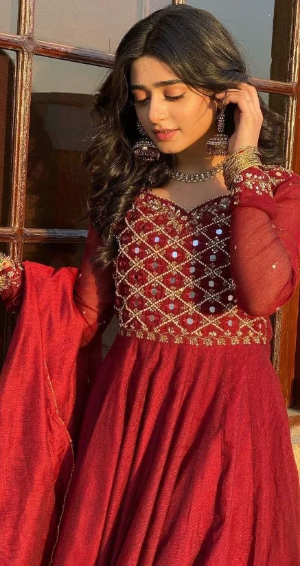 beautiful girl image for profile picture