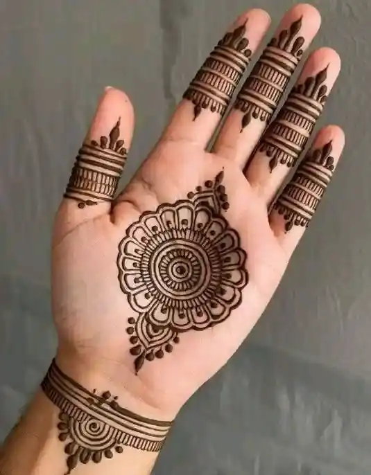 easy front hand simple mehndi design photos