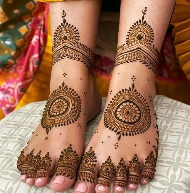 easy leg mehndi design download