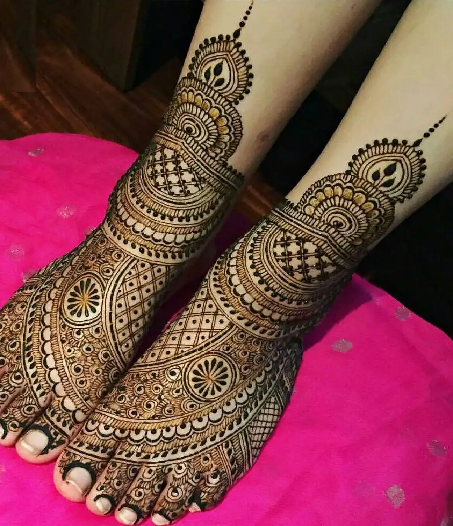 easy leg mehndi design photos