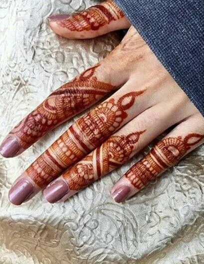 easy simple finger mehndi design photo