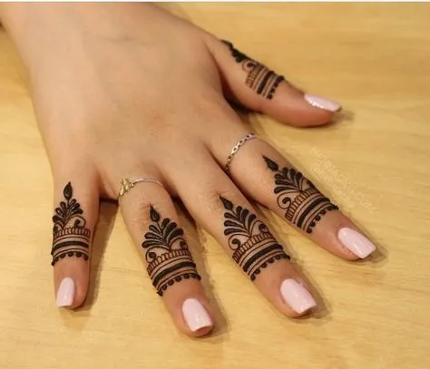 easy simple finger mehndi design pics