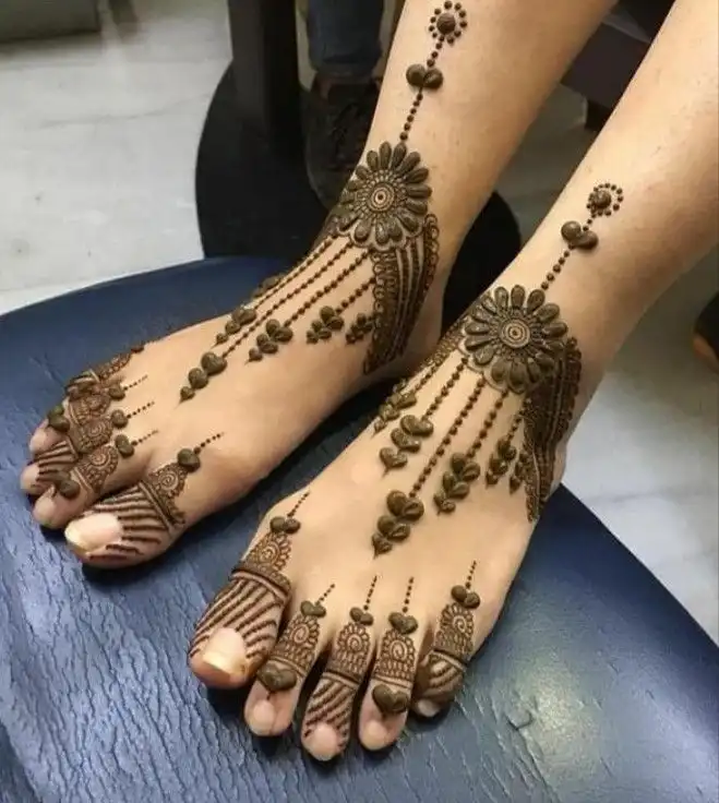 easy simple leg mehndi pictures