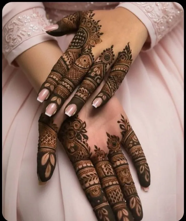 finger mehndi design images