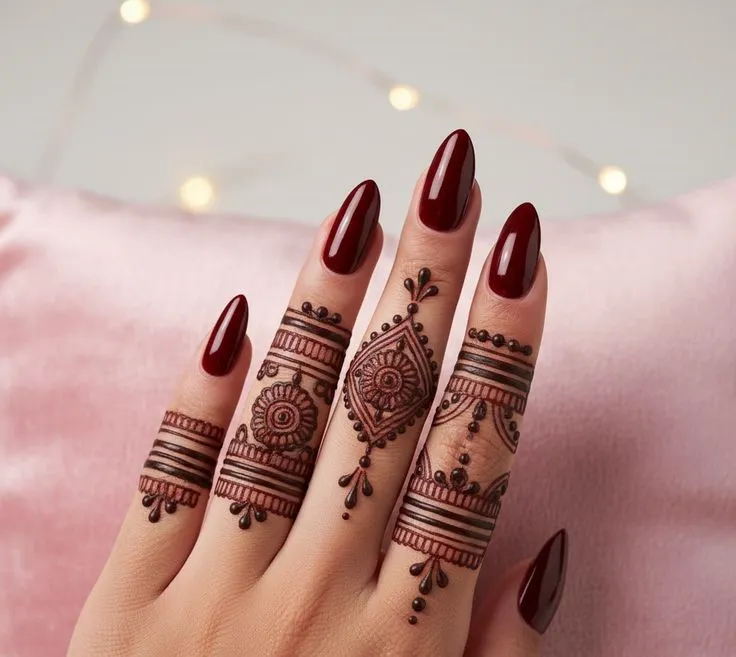 finger mehndi design