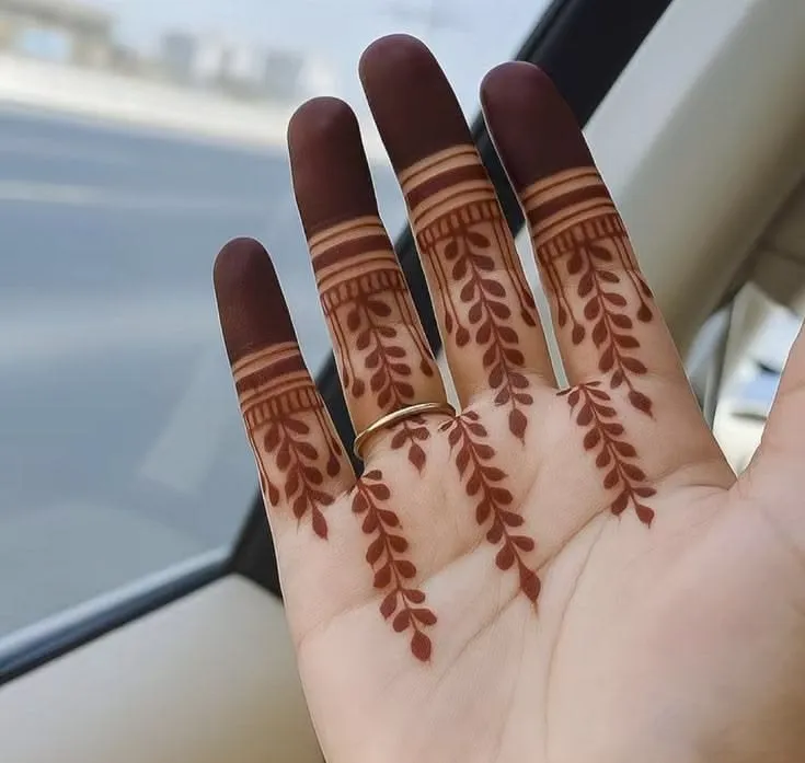 Front Finger Mehndi Design