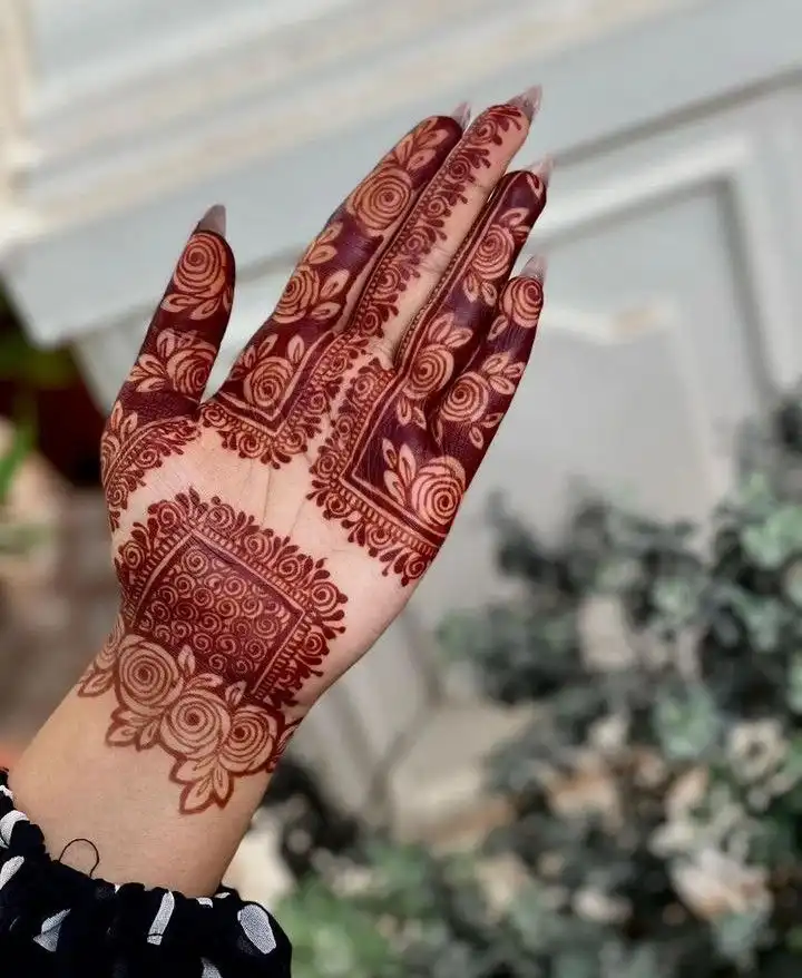 front left hand mehndi design pictures
