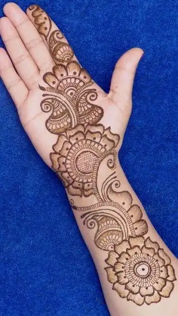 front right hand mehndi design pic