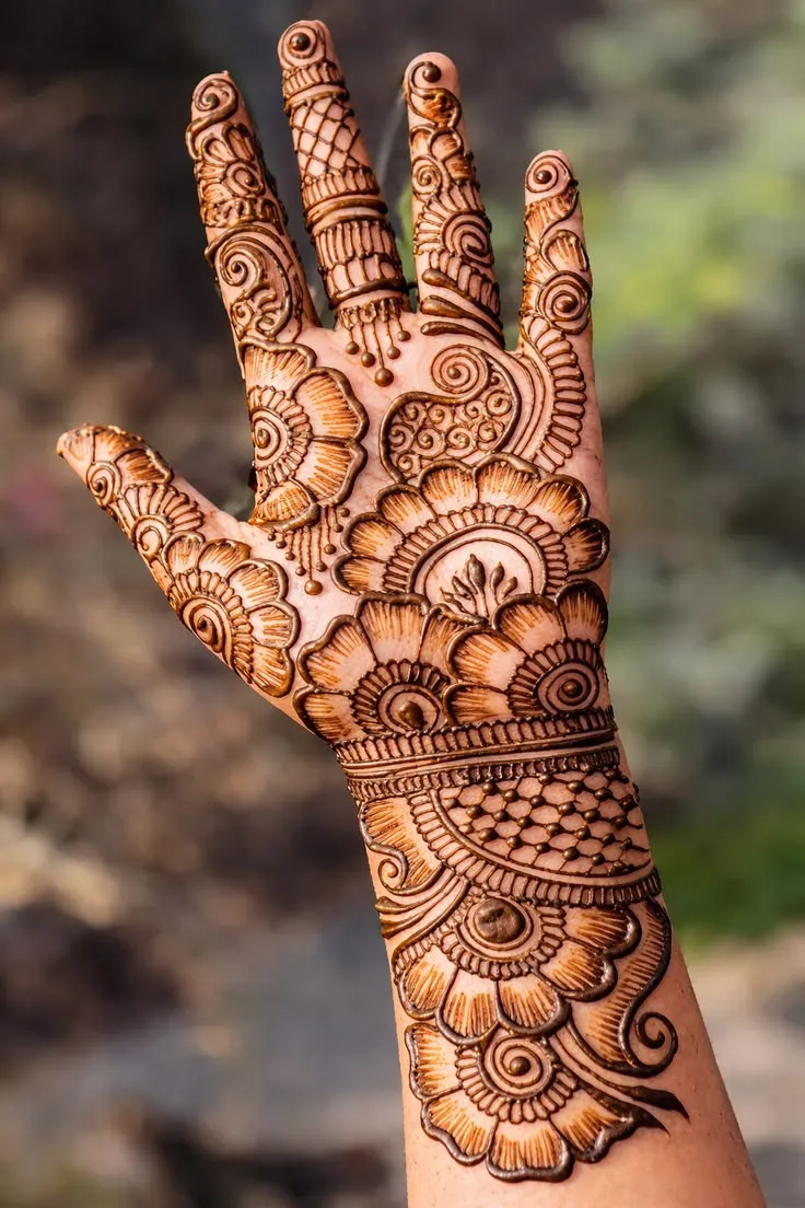 Full Hand Mehndi Design Pics