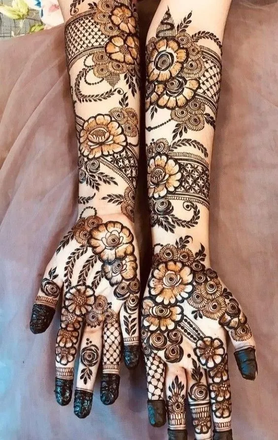 Full Hand Mehndi Design Profile Photo