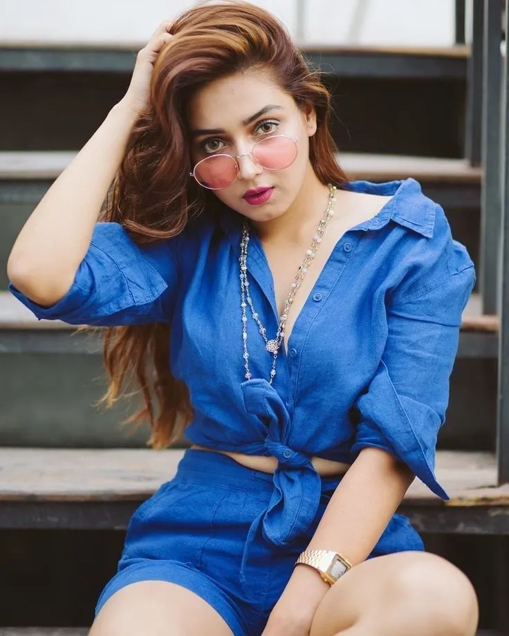 Girl Attitude Pictures