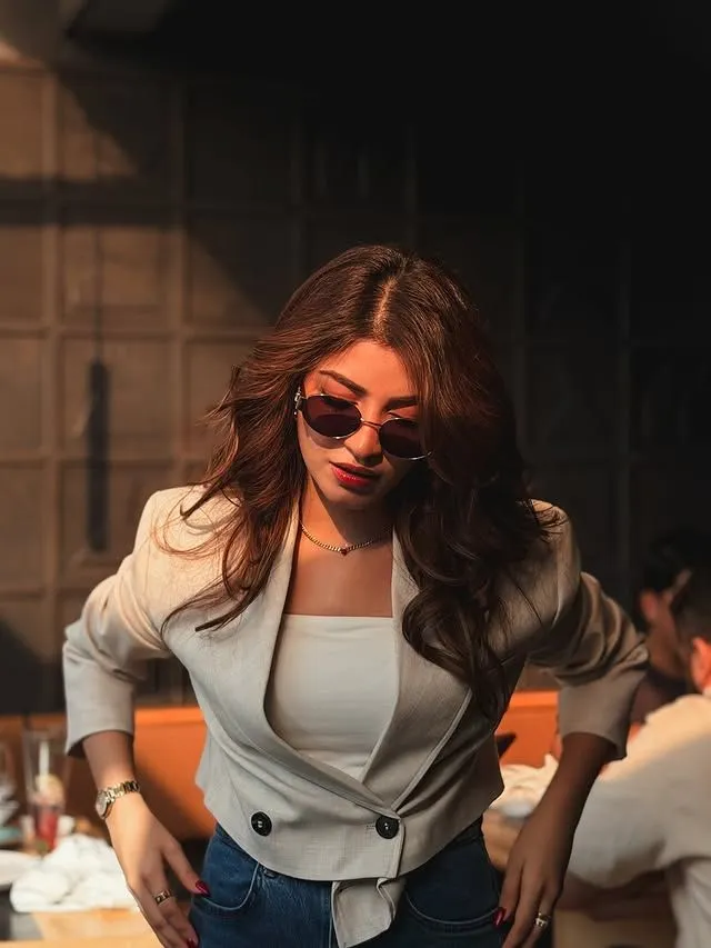 Girls Attitude Dp Image