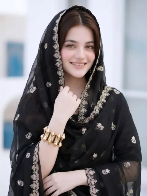 girls pic simple