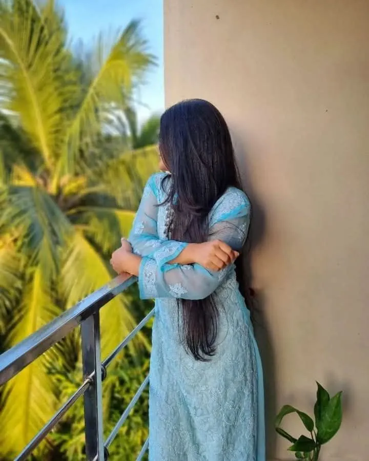 hidden face dp for girls