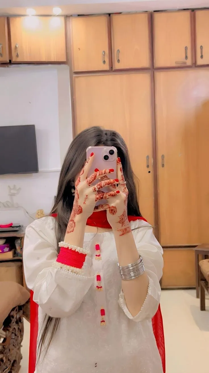 Hidden Face Dp For Girls