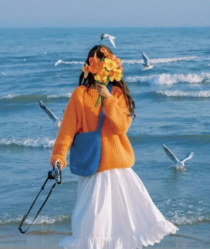 hidden face girl photo