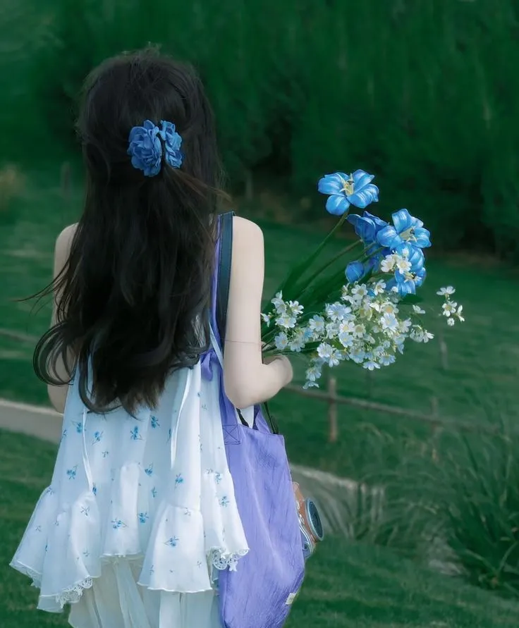 hidden face girl photo