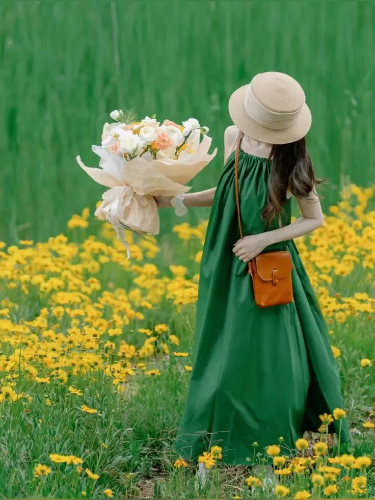 hidden face girl photos