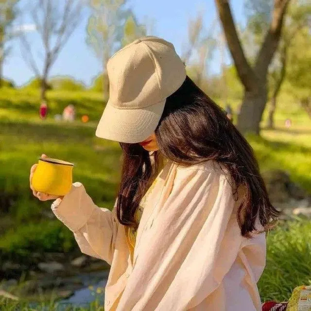 hidden face girl photos