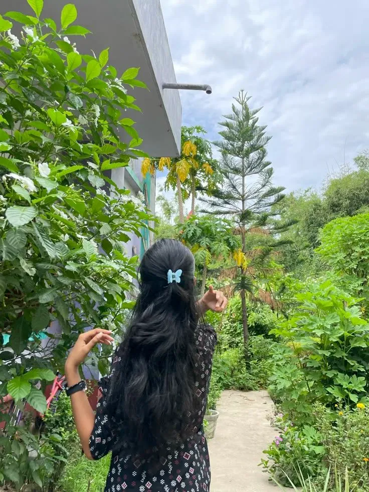 hidden face girl pic download