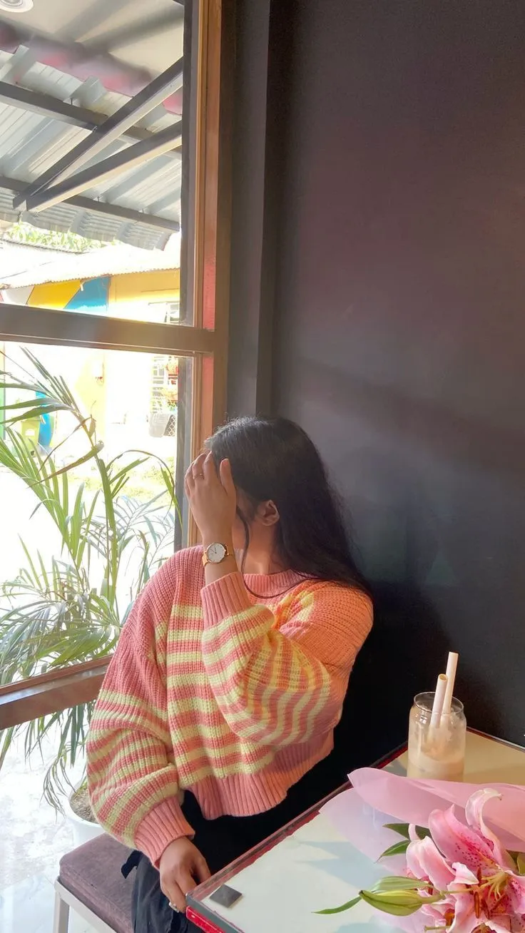 Hidden Face Pic For Girl