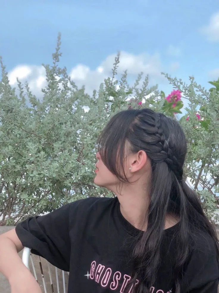 Hidden Face Profile Pics For Girls