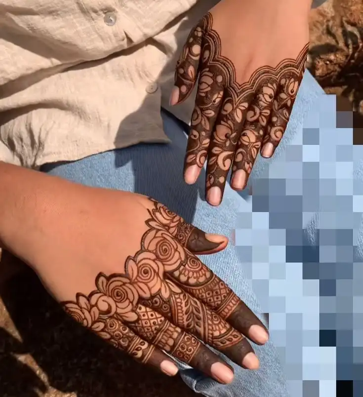 latest mehndi designs photo