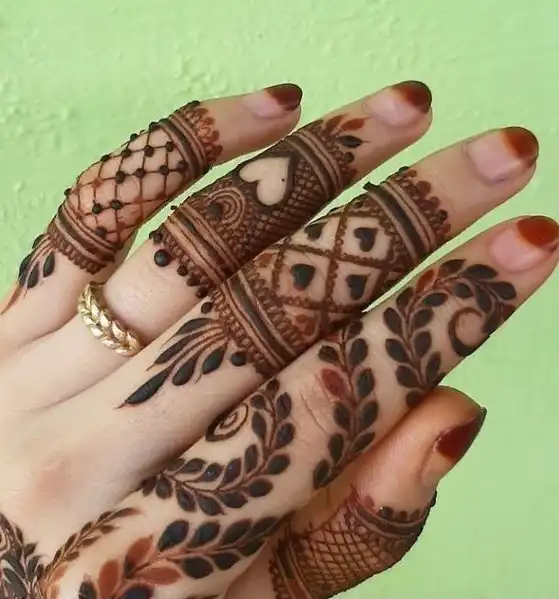 latest mehndi designs picture