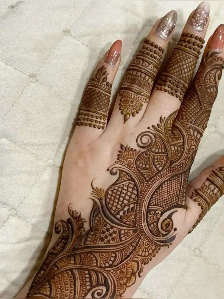 Left Hand Back Side Mehndi Design