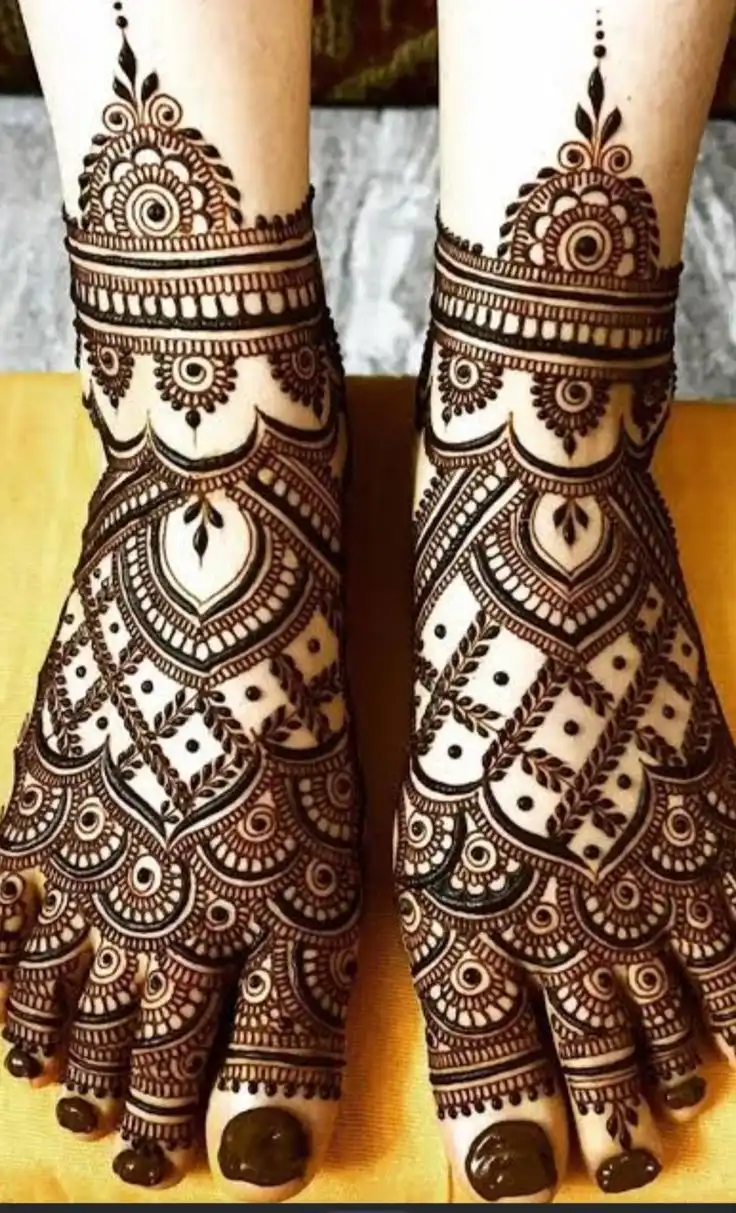 leg mehndi design pics