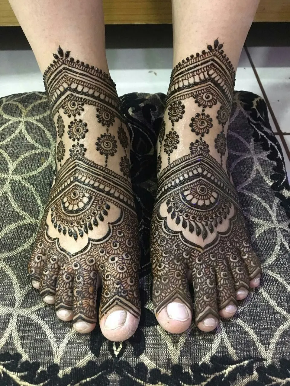 Leg Mehndi Designs Picture