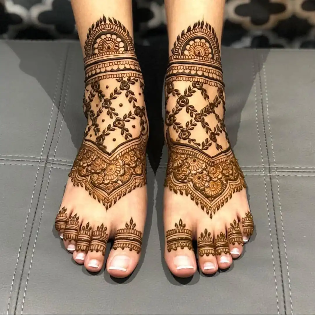 leg mehndi picture