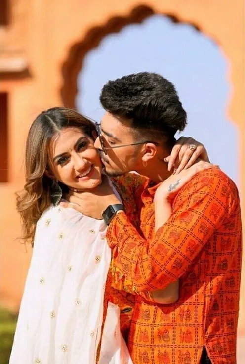 love photos of couples