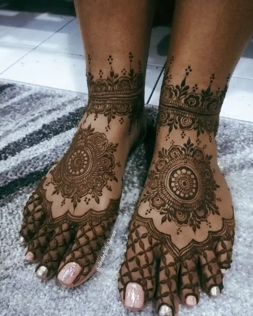 mehndi design pic