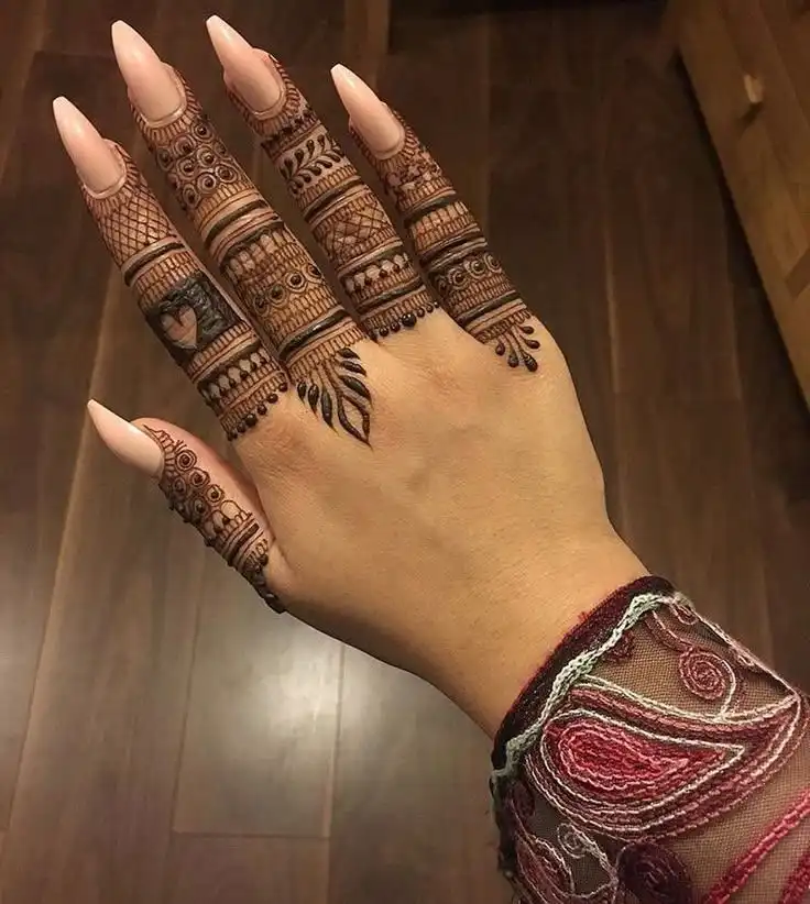 mehndi designs pics