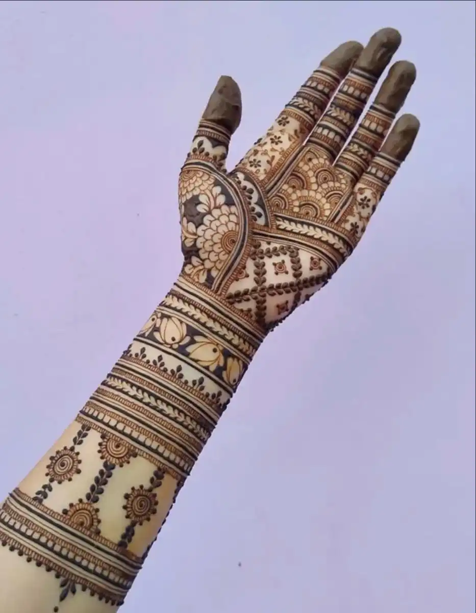 modern full hand mehndi designs pic