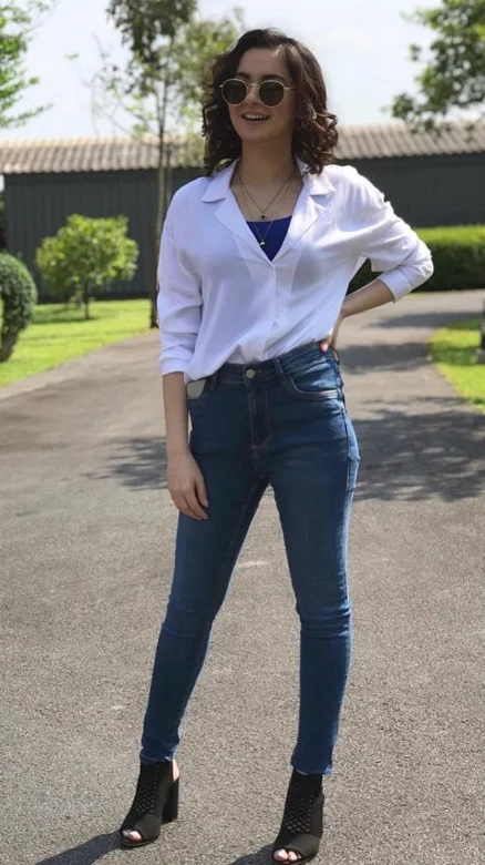 normal girl photos
