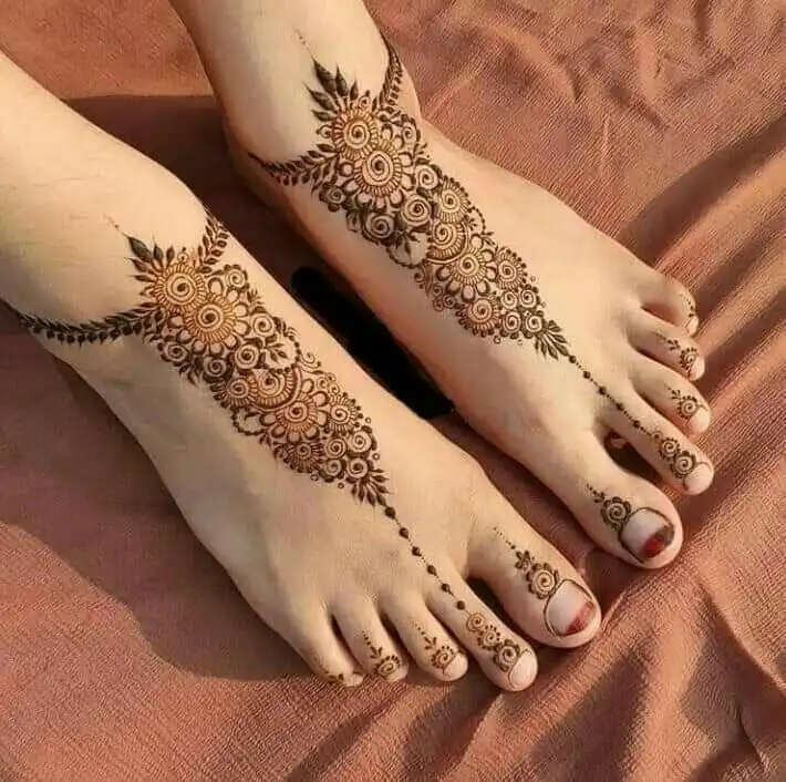 pair ki mehndi design photo