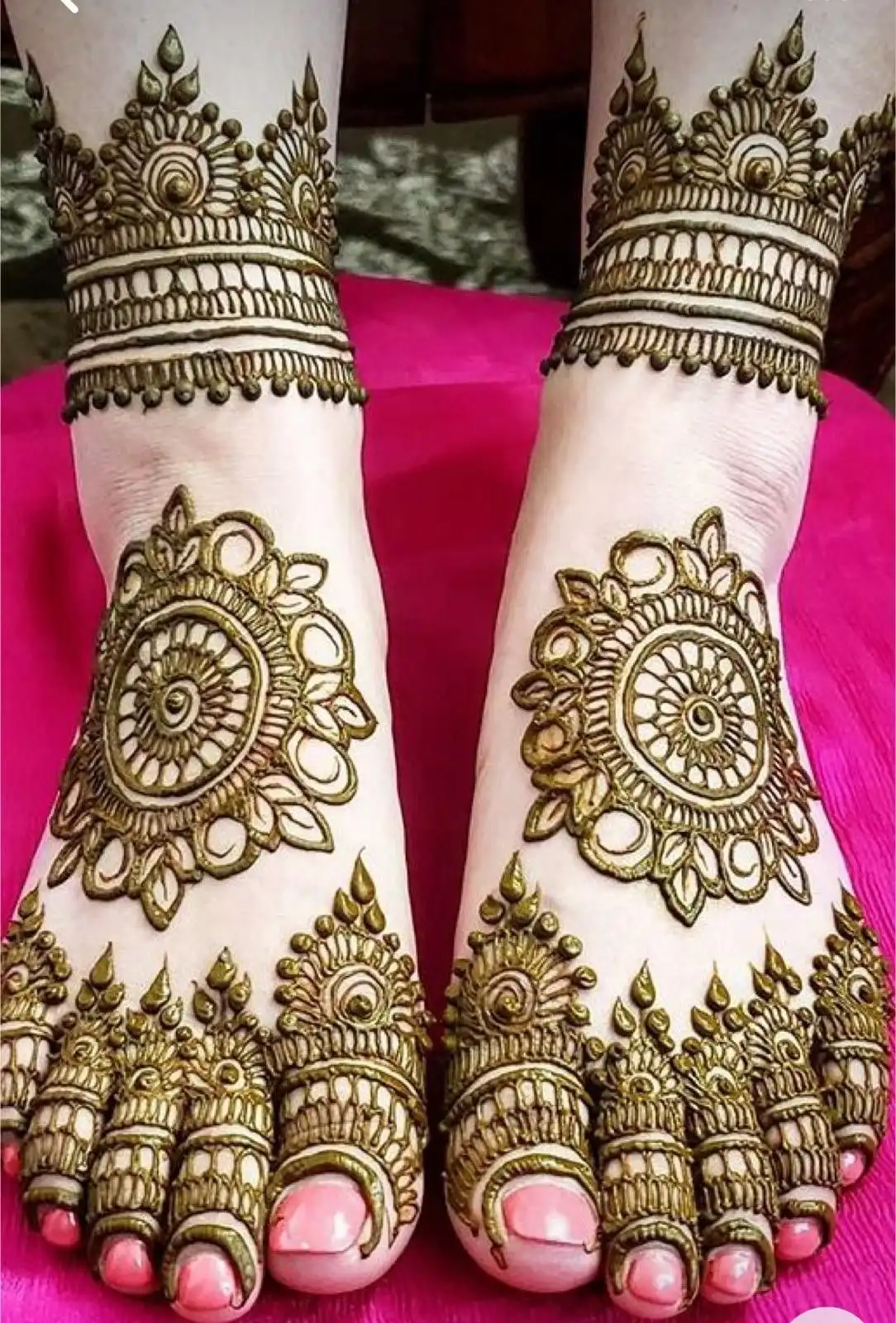 pair ki mehndi design pic
