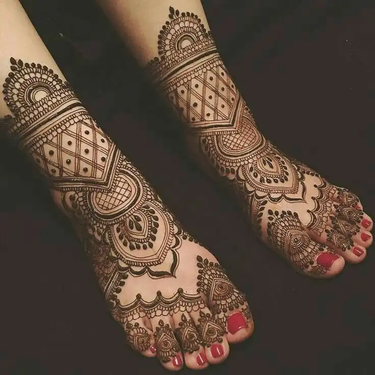 per mehndi design pics