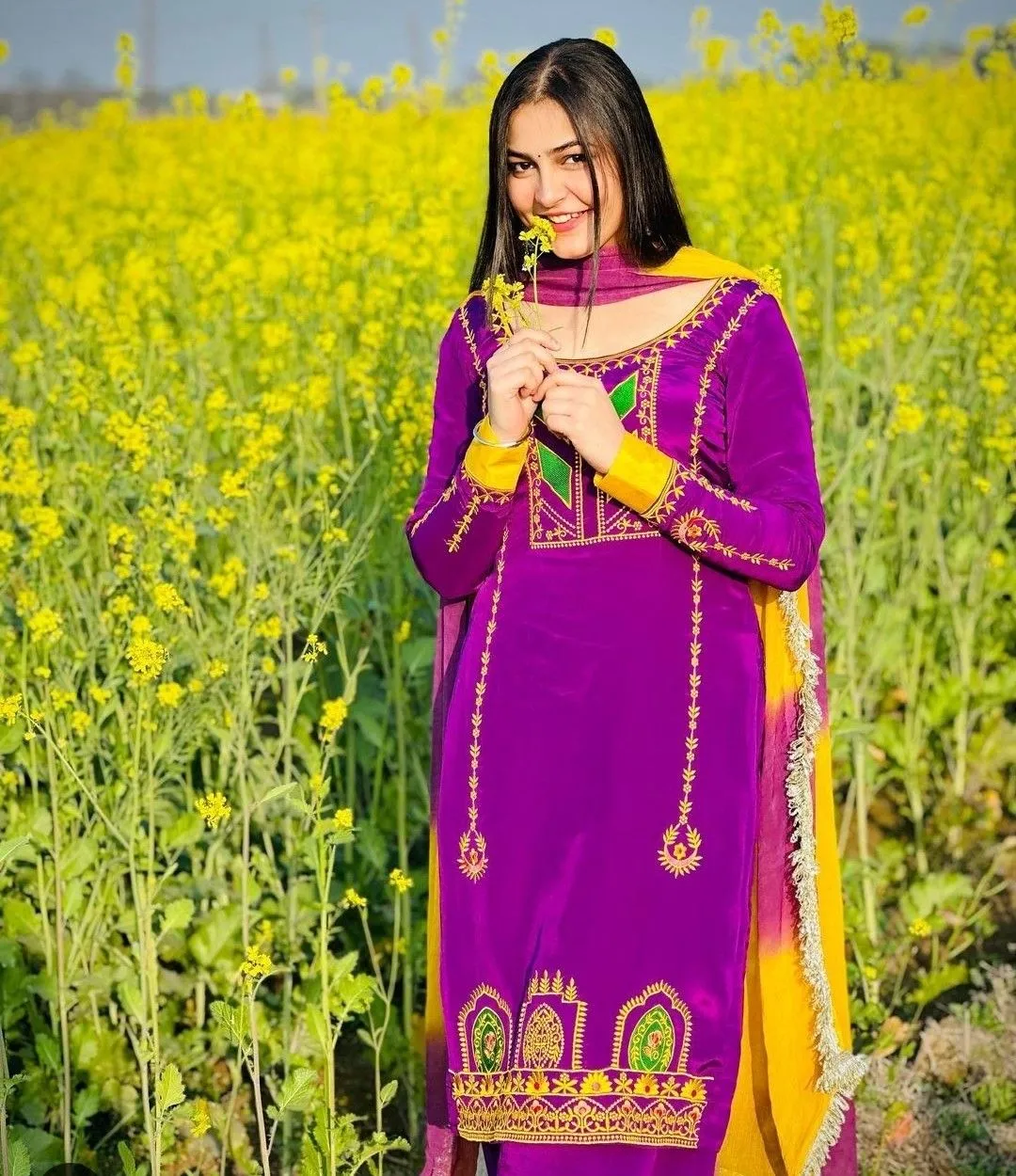 punjabi girl pic for dp