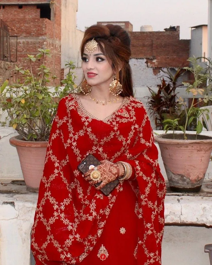 punjabi girl pic for dp